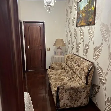 Angie's فونشال