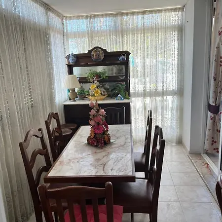 Angie's * Φουνκάλ